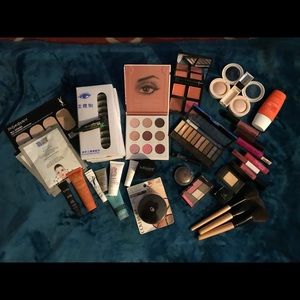 Makeup lot